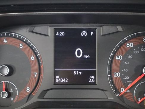 Used 2019 Volkswagen Jetta SE FWD image 35