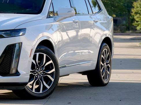 Used 2021 Cadillac XT6 Sport image 23