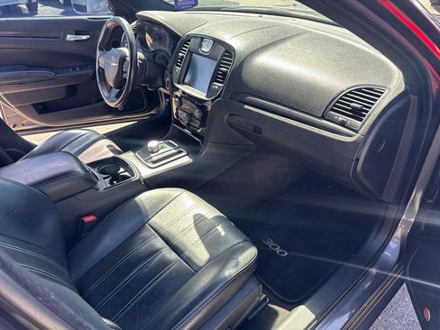 Used 2016 Chrysler 300 S image 11