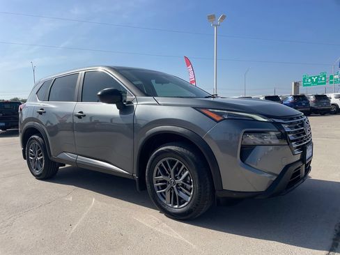 Certified 2024 Nissan Rogue S AWD/4WD image 7
