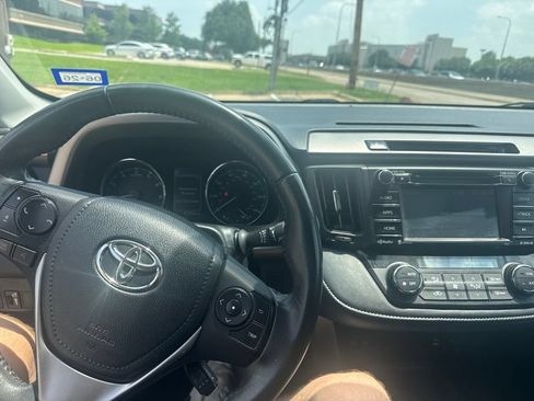 Used 2016 Toyota RAV4 XLE FWD image 15