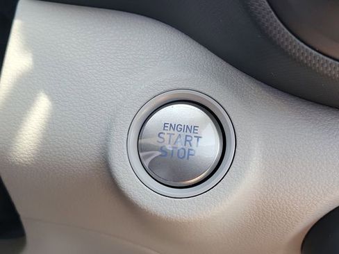 New 2026 Hyundai Venue SEL FWD image 10
