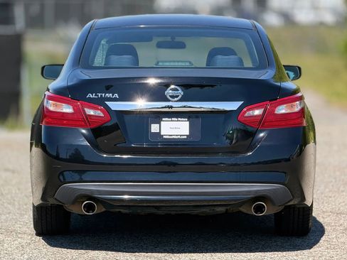 Used 2018 Nissan Altima 2.5 S w/ S Convenience Package image 4