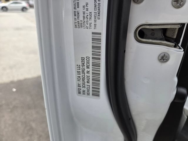 Used 2024 RAM 2500 Tradesman w/ Chrome Appearance Group AWD/4WD image 17