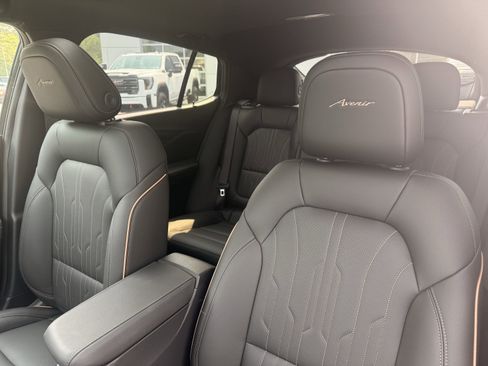 New 2025 Buick Envista Avenir image 12