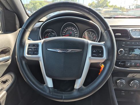 Used 2013 Chrysler 200 Touring w/ S Exterior Appearance Pkg FWD image 17