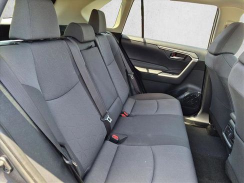 Certified 2019 Toyota RAV4 XLE FWD image 19