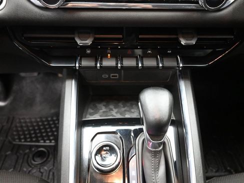 Used 2023 GMC Canyon Elevation w/ Convenience Package image 10