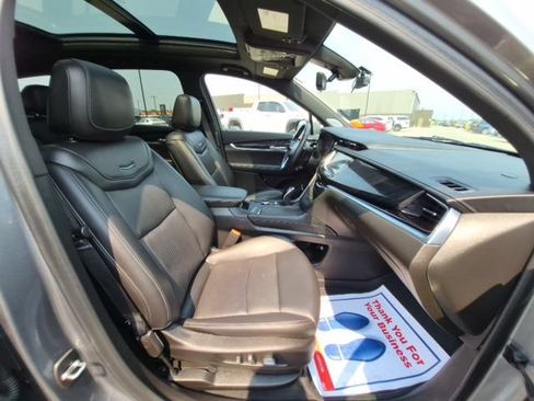 Used 2022 Cadillac XT6 Premium Luxury w/ Technology Package AWD/4WD image 14