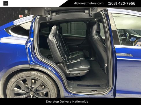 Used 2018 Tesla Model X 100D image 21