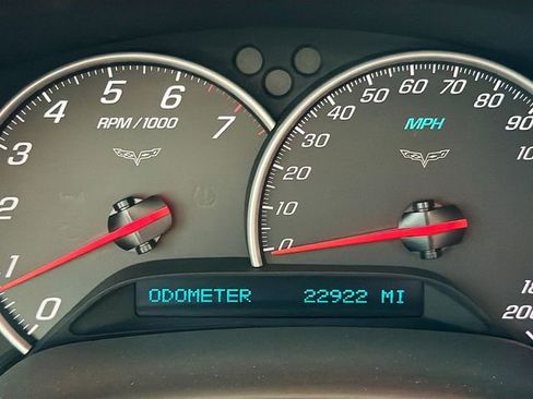 Used 2011 Chevrolet Corvette Grand Sport w/ Preferred Equipment Group image 12