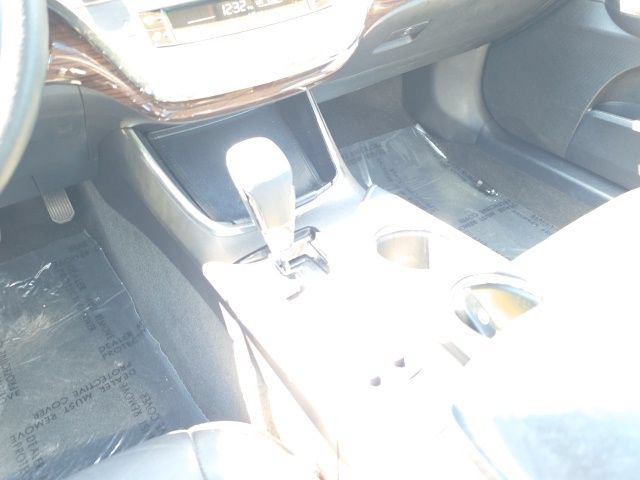 Used 2015 Toyota Avalon XLE Premium w/ Preferred Accessory Package FWD image 20