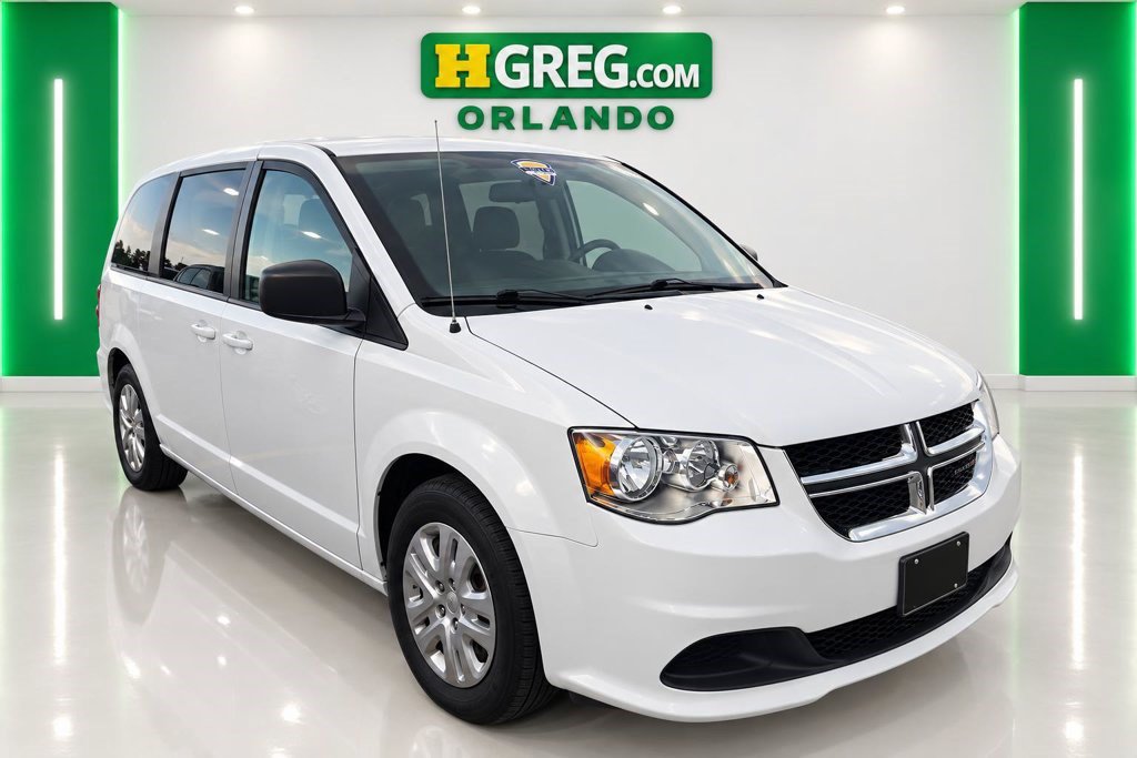 Used 2018 Dodge Grand Caravan SE FWD image 4