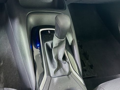 Used 2025 Toyota Corolla LE image 25