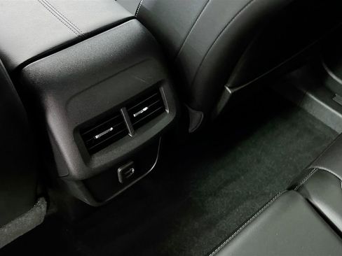 Used 2022 GMC Terrain SLT w/ Infotainment Package II image 26