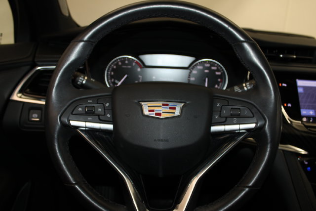 Used 2024 Cadillac XT6 Premium Luxury AWD/4WD image 18