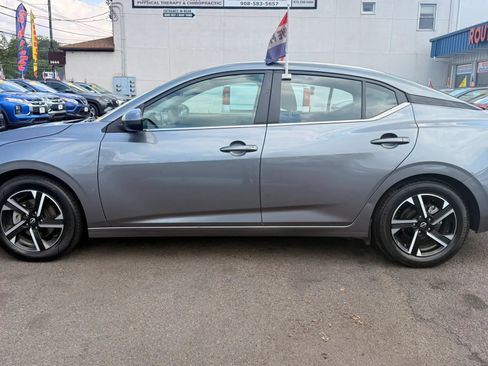 Used 2024 Nissan Sentra SV FWD image 10