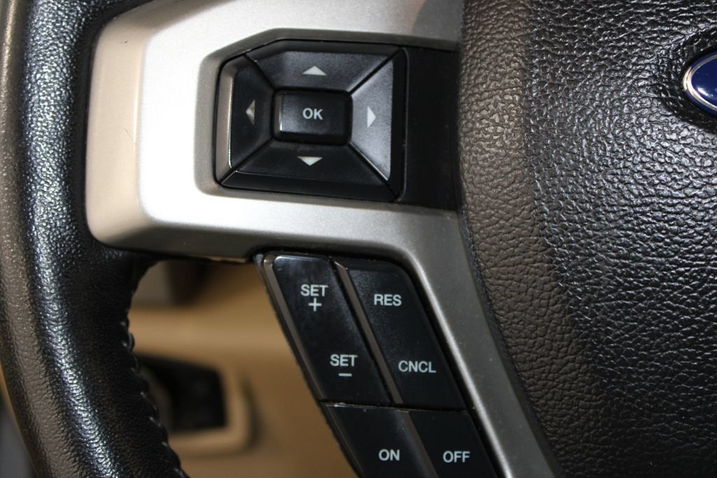 Used 2021 Ford F250 Lariat AWD/4WD image 44