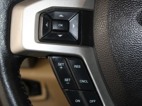 Used 2021 Ford F250 Lariat AWD/4WD image 44