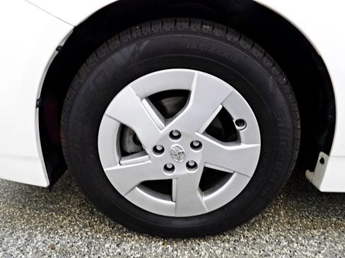 Used 2010 Toyota Prius Five image 19