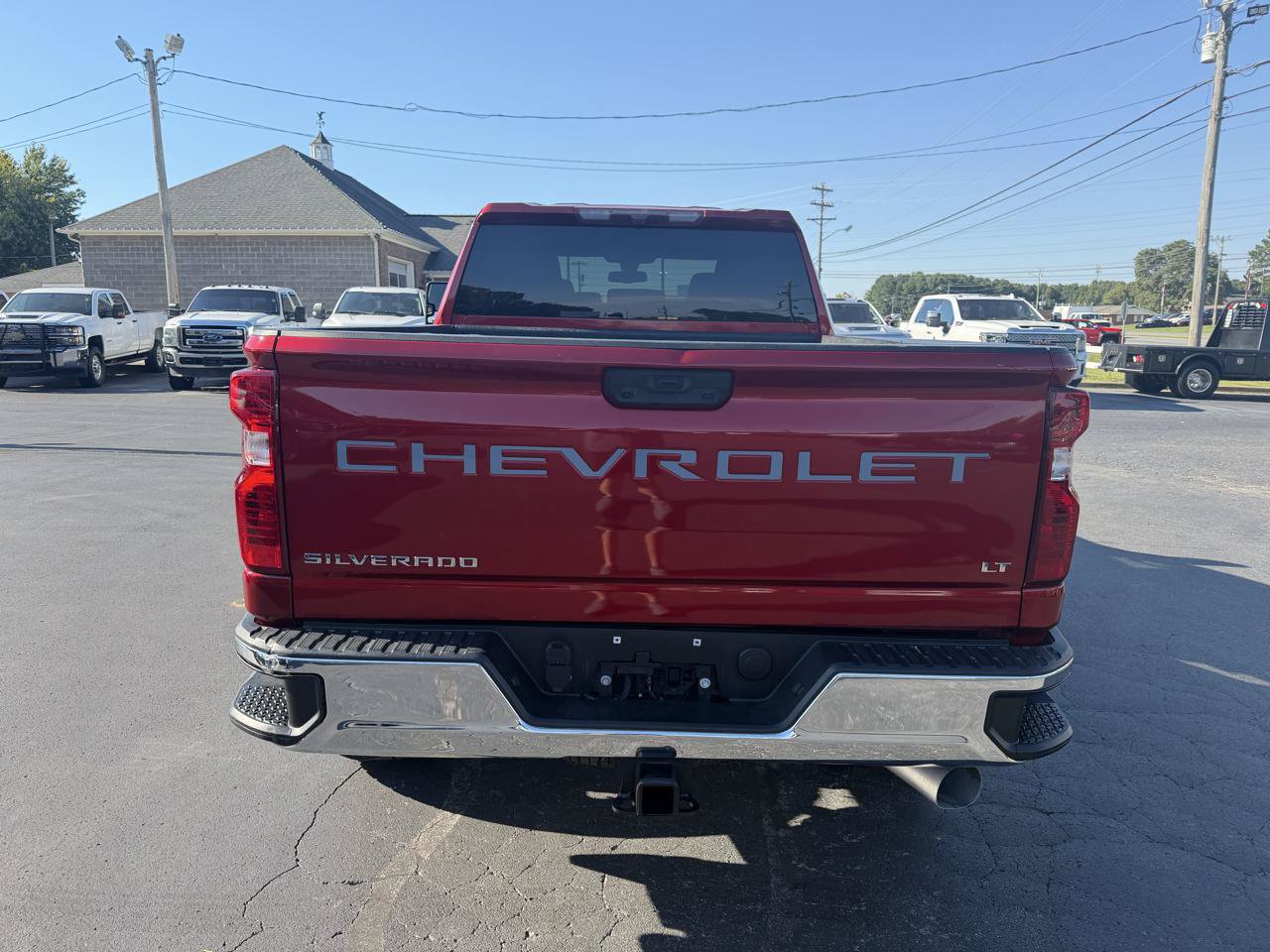 Used 2021 Chevrolet Silverado 2500 LT w/ Convenience Package AWD/4WD image 6