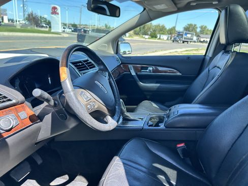 Used 2011 Lincoln MKX AWD w/ 102A Rapid Spec Order Code image 9