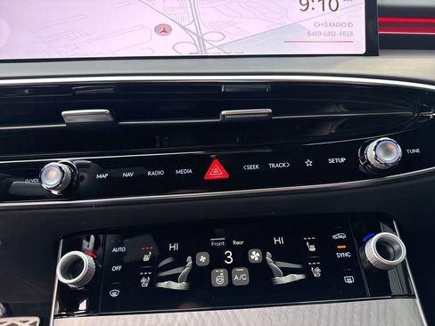 Certified 2026 Genesis GV70 2.5T Sport Prestige image 21