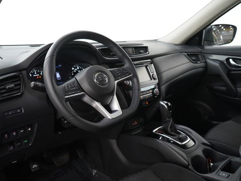 Used 2020 Nissan Rogue SV AWD/4WD image 24