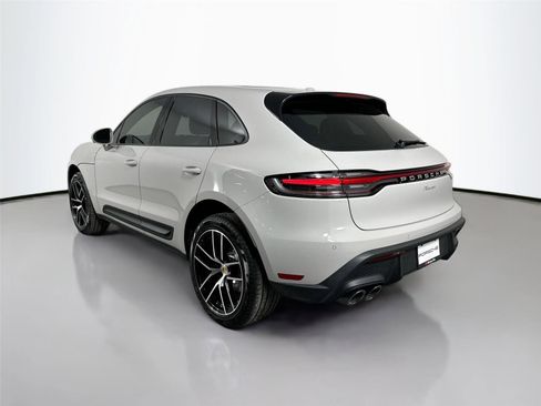 Used 2026 Porsche Macan Turbo AWD/4WD image 3