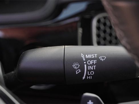 Used 2025 Honda Civic Sport image 29