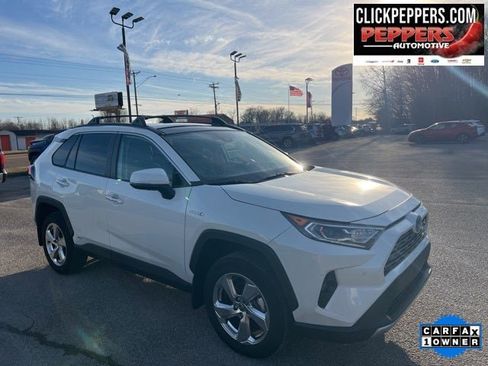 Used 2021 Toyota RAV4 Limited image 9
