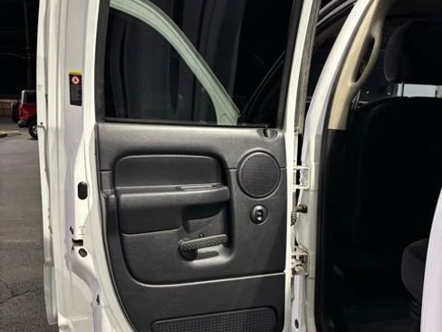 Used 2003 Dodge Ram 3500 Truck ST image 18