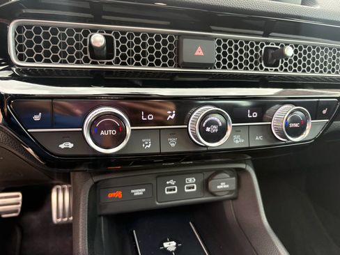Certified 2022 Honda Civic Sport Touring image 20