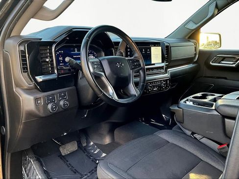 Used 2024 Chevrolet Silverado 1500 RST w/ LPO, Dark Essentials Package image 17