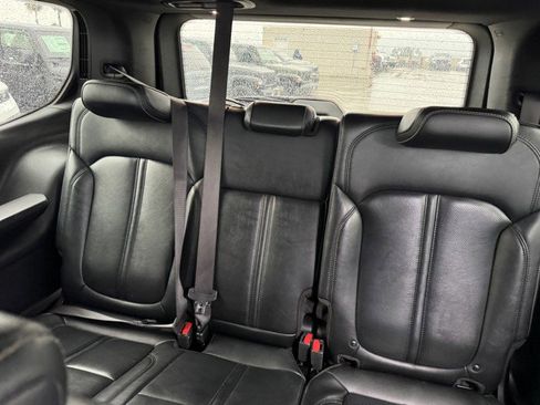 Used 2022 Jeep Wagoneer Series II image 12