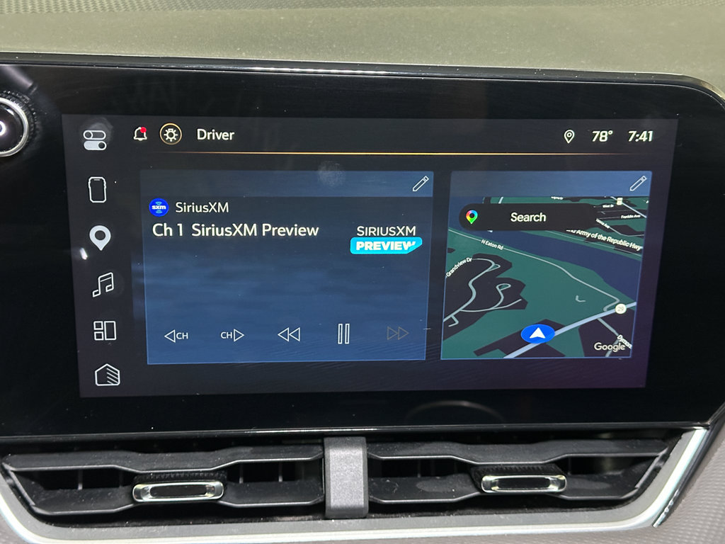 Used 2025 Chevrolet Equinox LT w/ Convenience Package II AWD/4WD image 38