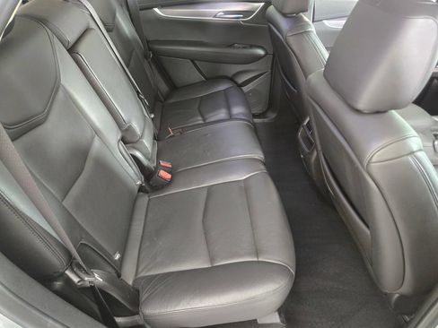 Used 2019 Cadillac XT5 Premium Luxury AWD/4WD image 18