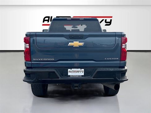Used 2025 Chevrolet Silverado 2500 Custom w/ Custom Value Package image 6
