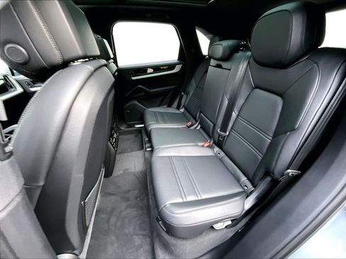 New 2026 Porsche Cayenne S image 20