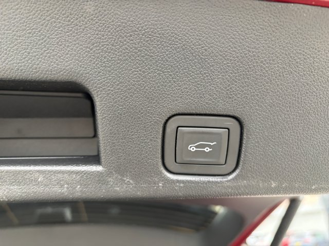 Used 2026 GMC Acadia AT4 w/ Luxury Package AWD/4WD image 25