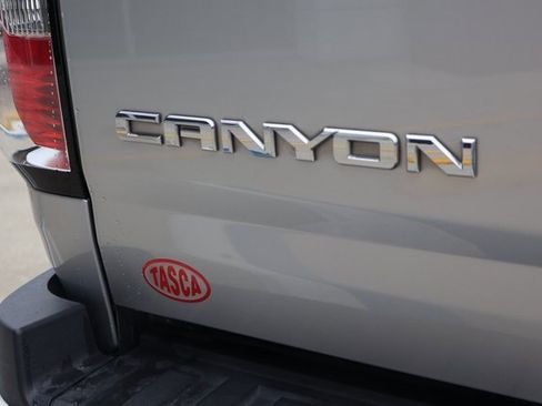 Used 2016 GMC Canyon SLE w/ SLE Convenience Package image 6