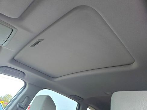 Used 2017 Honda CR-V EX image 14