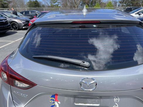 Used 2016 MAZDA MAZDA3 s Touring image 28