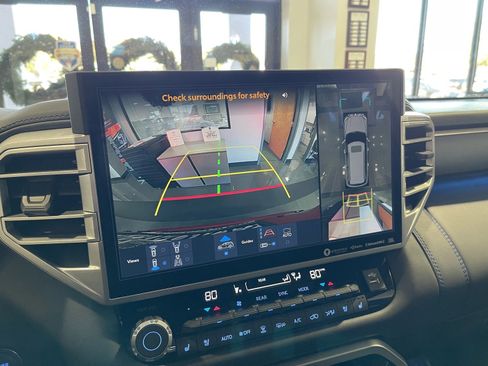 Used 2023 Toyota Sequoia Platinum image 47