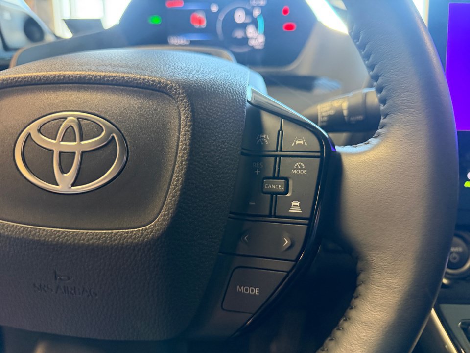 Certified 2024 Toyota bZ4X AWD w/ Weather Package image 23