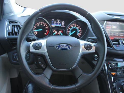 Used 2015 Ford Escape Titanium w/ Equipment Group 301A image 25