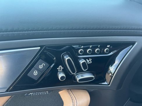 Used 2017 Jaguar F-TYPE S British Design Edition AWD/4WD image 31