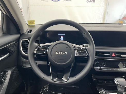 Used 2026 Kia Seltos S AWD/4WD image 13