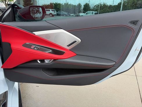Used 2021 Chevrolet Corvette Stingray Preferred Cpe w/ Z51 Performance Package RWD image 30