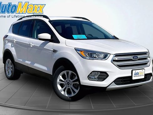 Used 2019 Ford Escape SEL AWD/4WD image 3